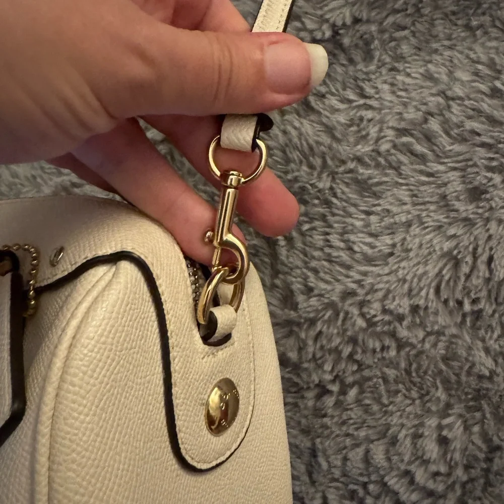COACH Mini Bennett White Leather Handbag